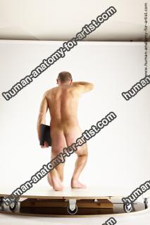 kneeling reference of peter 04c